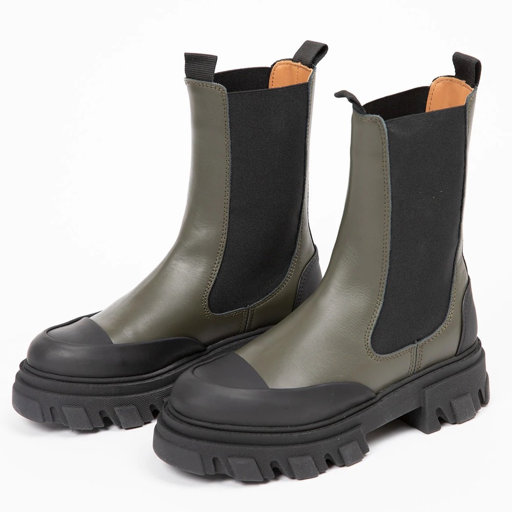 GANNI Leather Mid Chelsea Boots Size 7